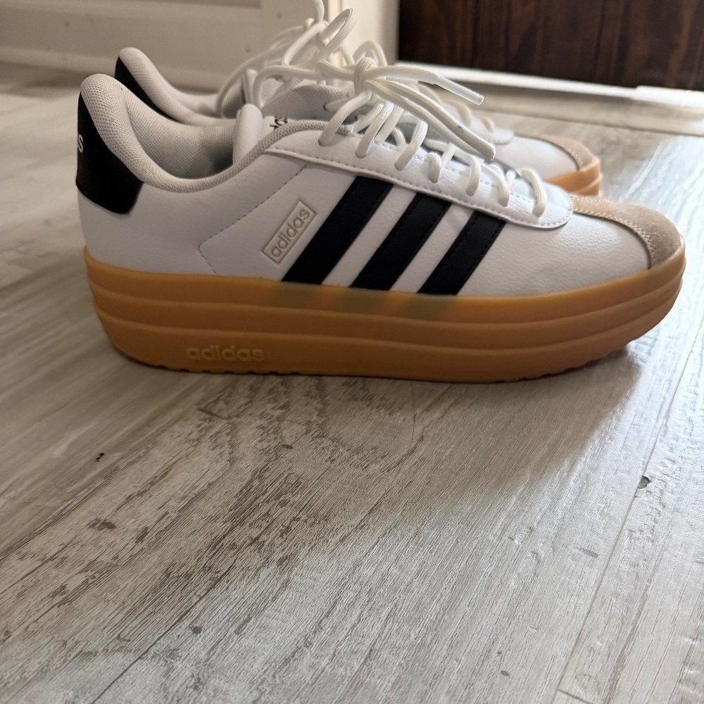 Platform adidas - image 1